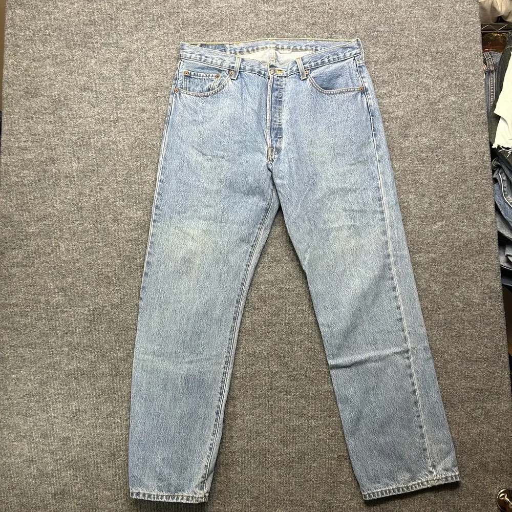 Levi's 501 Straight Jeans Men's‎ Blue Denim Pockets Button Fly Classic - 37X32.5